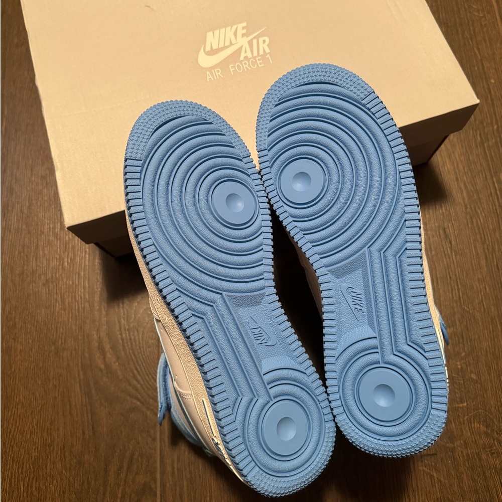 Nike Women’s Air Force 1 High “University Blue”